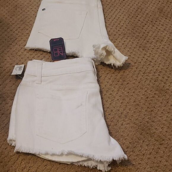 COPY - High waist shorts size 7 - Picture 6 of 8